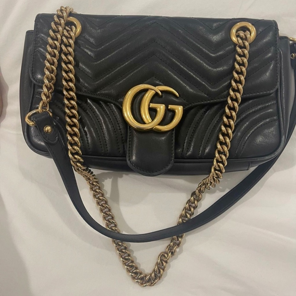 GG Marmont Flap Bag Matelasse Leather Small